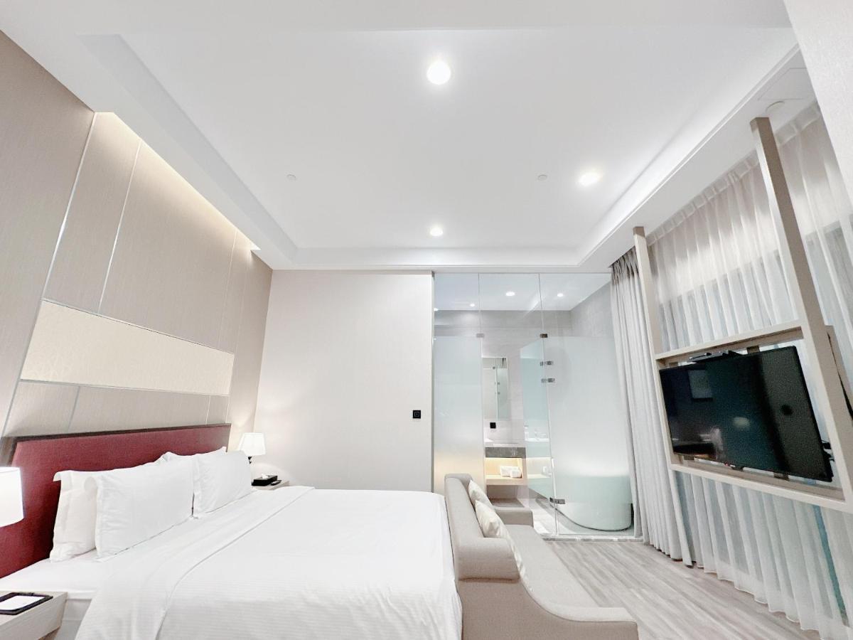 星鑽國際商旅 編號315 Otel Tainan Dış mekan fotoğraf
