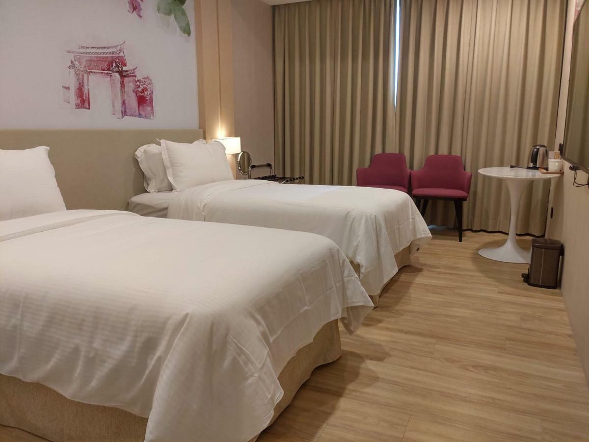 星鑽國際商旅 編號315 Otel Tainan Dış mekan fotoğraf